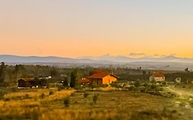 Vila Da Laje - Onde A Natureza O Envolve - Serra Da Estrela
